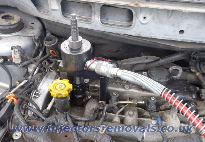 Injector removal from Chrysler with 2.5 and 2.8
                CRD engines