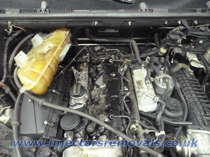 Injector removal from Mercedes ML W163 with 2.7
                CDI engines